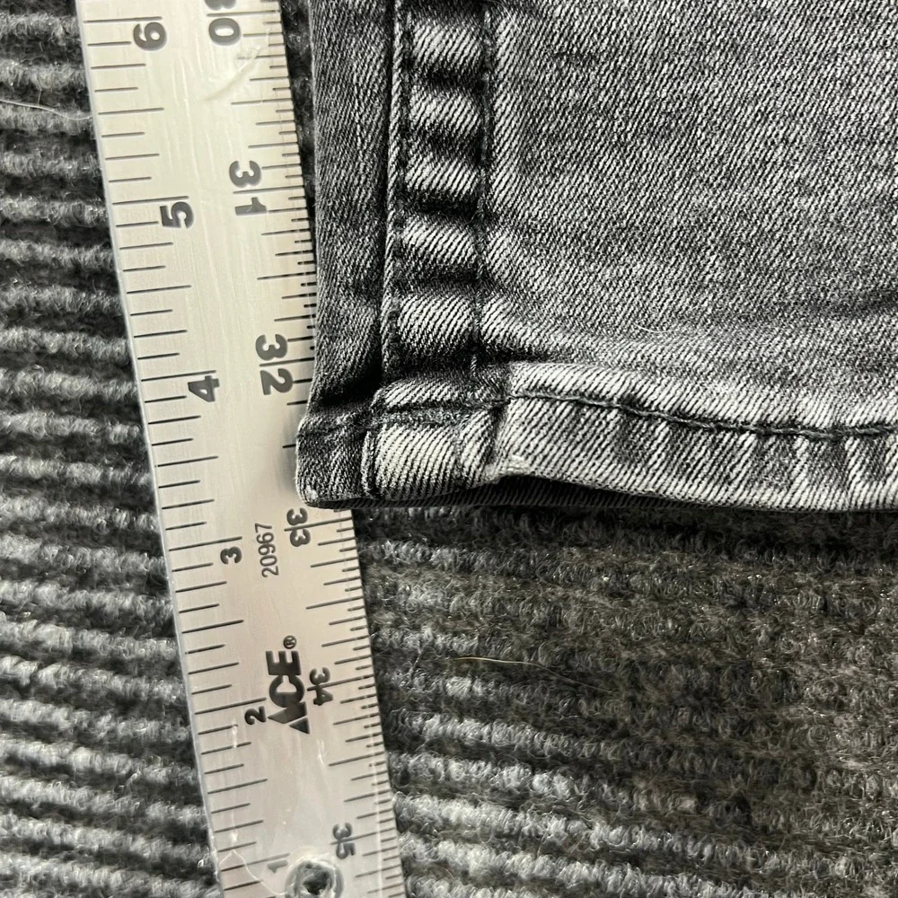 True Religion Geno Slim Fit Jeans Mens 36x33 Gray Faded Denim Horseshoe Stitch